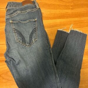 Hollister Blue Skinny Jeans with Distressed Detailing and Fading